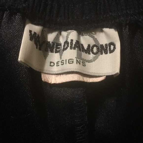 Wayne Diamond Designs Outfit - Picture 5 of 6